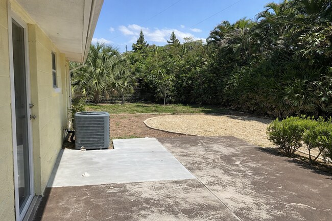 Foto del edificio - 2714 Grove St