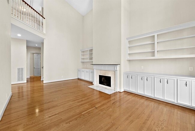Building Photo - 1018 Nantucket Dr