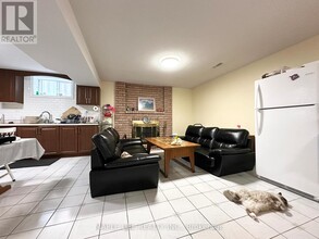 Building Photo - 68 Wedgewood Dr