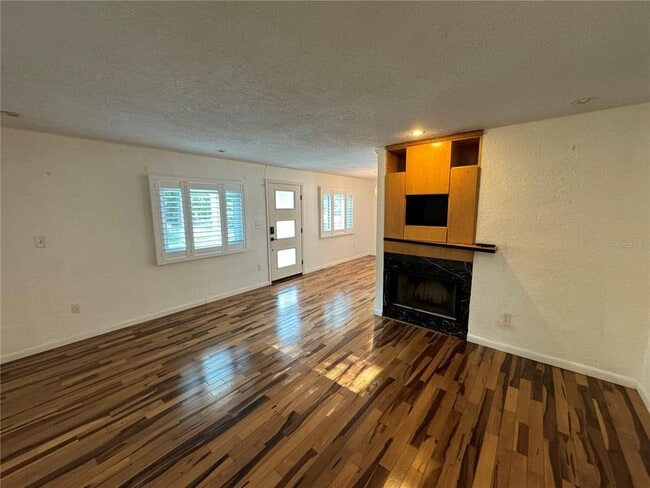 Building Photo - 112 N Thornton Ave