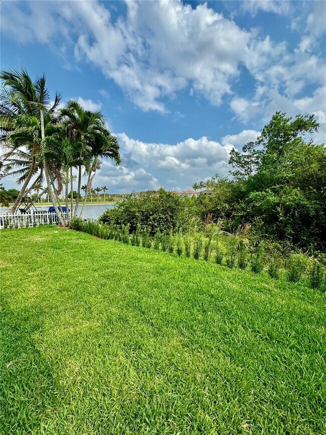 Foto del edificio - 14974 SW 18th Terrace