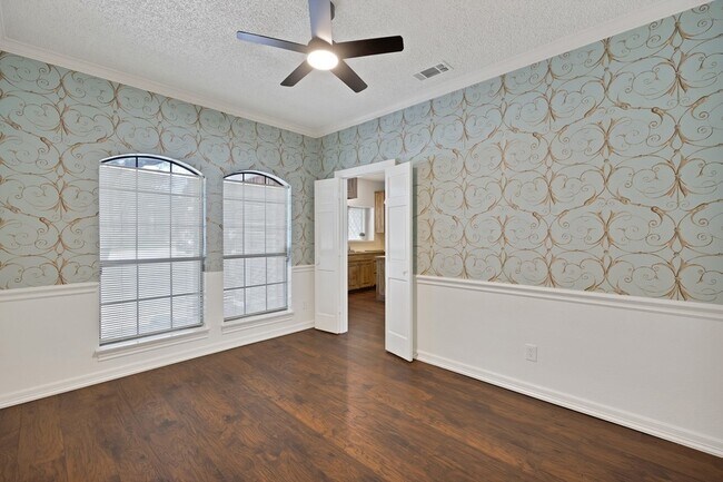 Foto del edificio - 4219 Oak Springs Dr