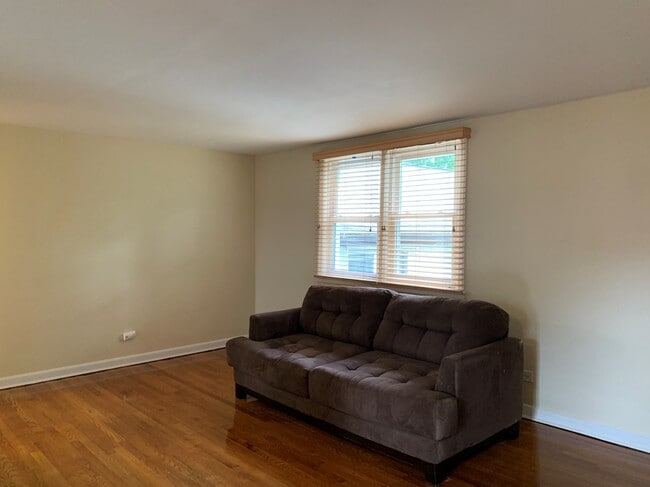 Building Photo - 515 Brooklawn Ave