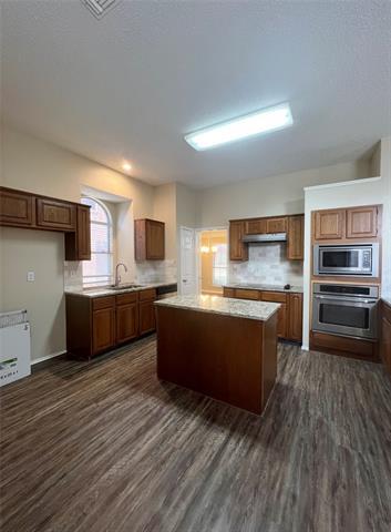 Building Photo - 2339 Stillwater Dr