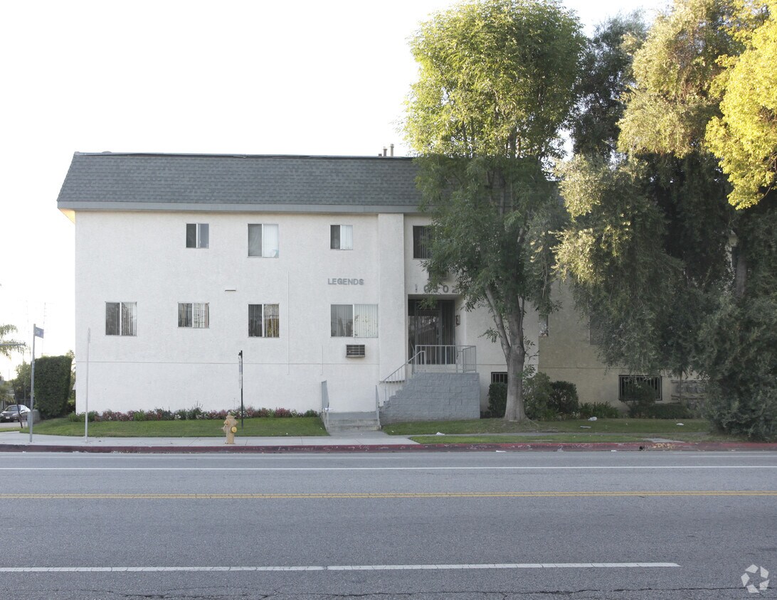 Foto principal - Victory Court Apartment Homes
