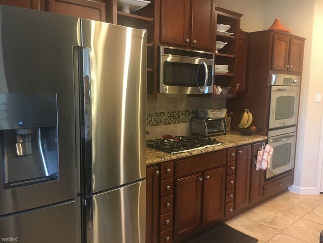 Foto del edificio - 2948 Saint Federico Way