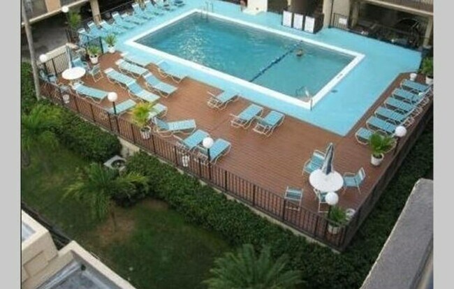 Foto del edificio - 201-178 178th Dr