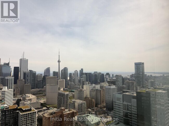 Photo du bâtiment - 386 Yonge St