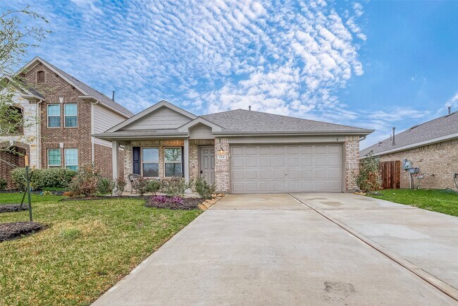 Foto del edificio - 724 Cedar Gate Ln