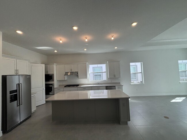Building Photo - 12312 Frontline Ln