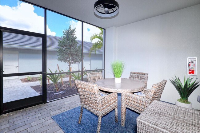 Foto del edificio - 15195 Bluffton Ln