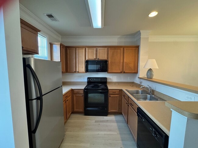 Building Photo - Townhome located in Eastfield Prosperity Village with 2BR/2.5BA One car garage