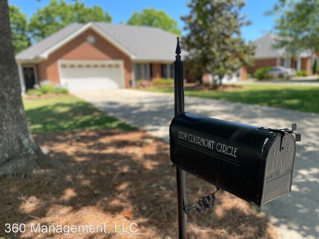 Foto del edificio - 3 br, 2 bath House - 2209 Clairmont Cir