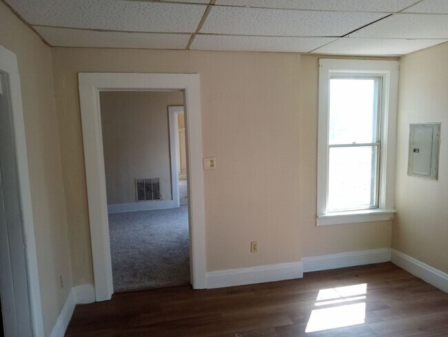 Foto del edificio - 135 Everett St