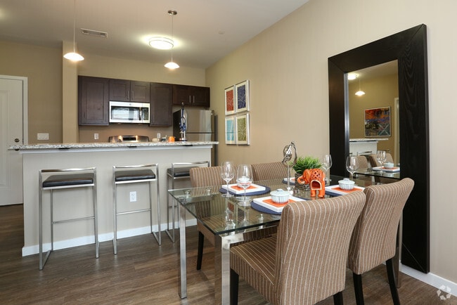 Interior Photo - The Haven on College