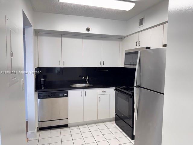 Foto del edificio - 3300 NE 191st St