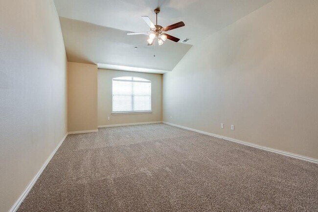 Foto del edificio - 4658 Penelope Ln