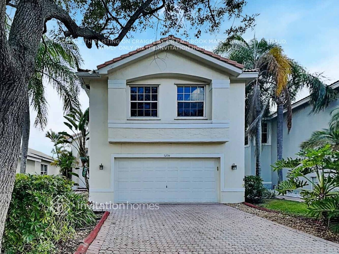 Foto principal - 5254 NW 117th Ave