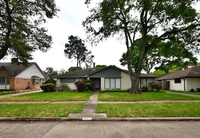 Building Photo - 5651 Wigton Dr