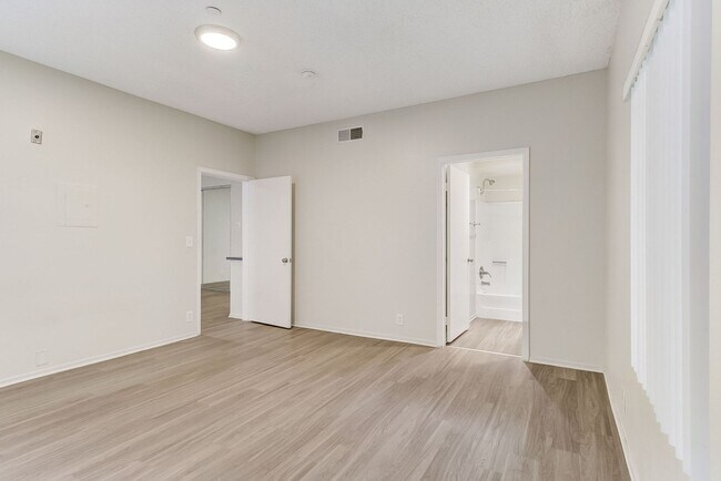 Foto del interior - 747 Gayley Ave