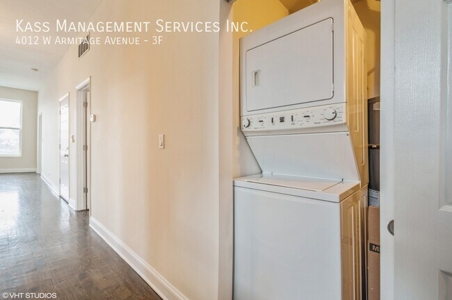 Foto del edificio - Modern and Spacious 2 bedroom + Den/Office...