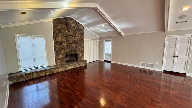 Foto del edificio - 2302 Hawksmoor Pl