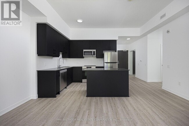 Building Photo - 385 Arctic Red Dr