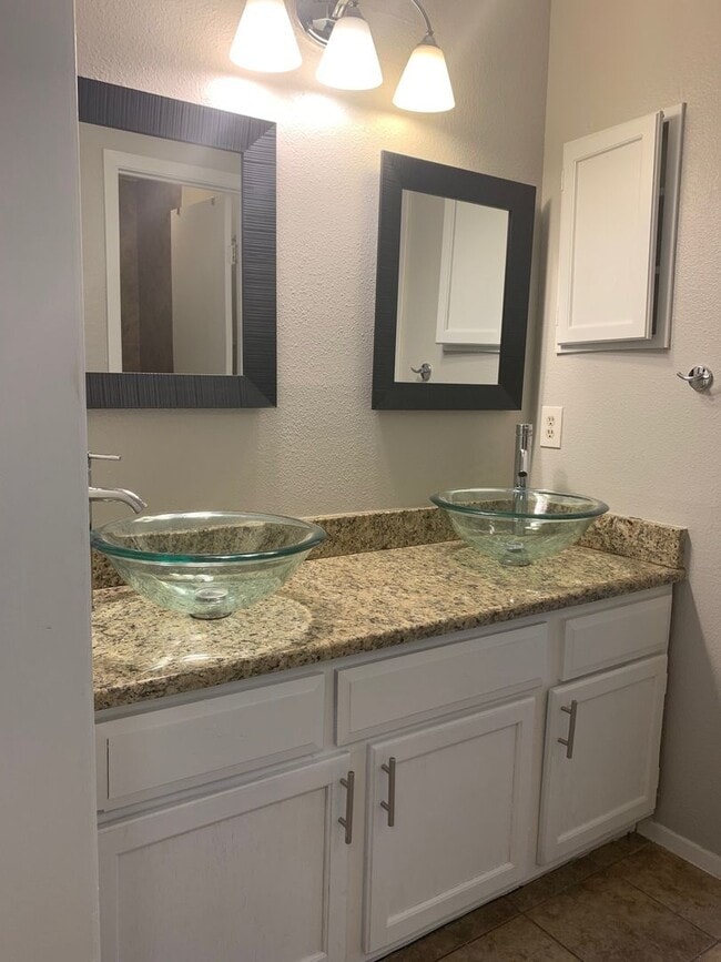 Foto del edificio - 2210 Pearl St