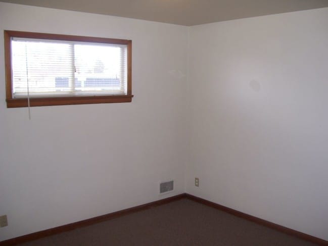 Building Photo - 521 West St