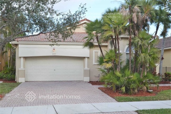 Building Photo - 5842 NW 119th Dr