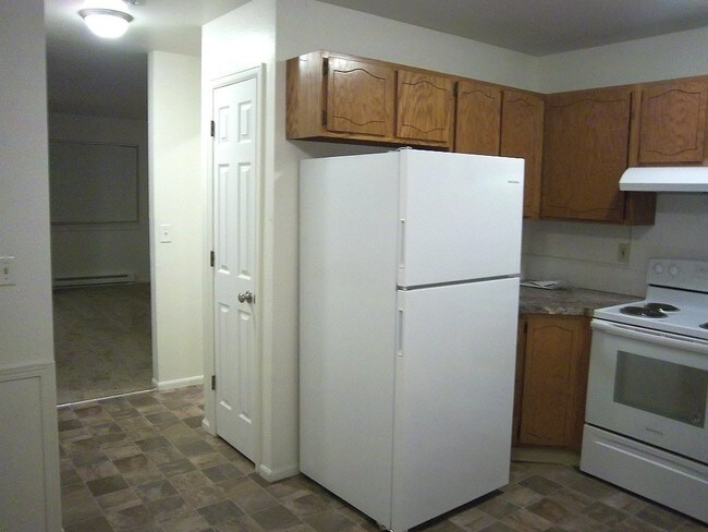 Foto del edificio - 4891 Basswood Dr