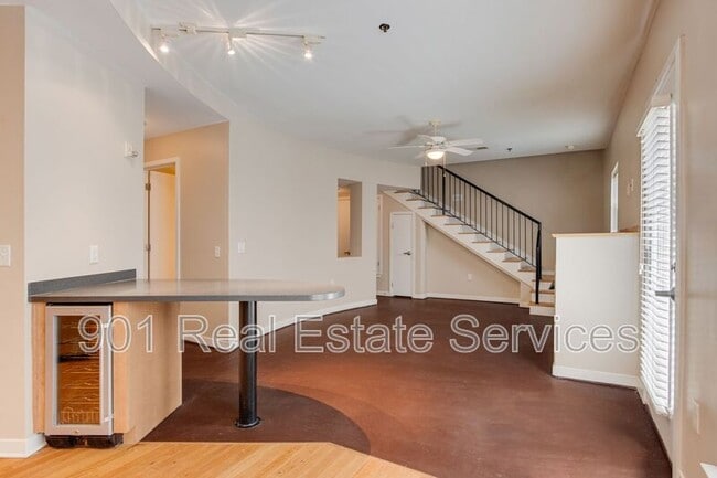 Foto del edificio - 426 N Front St