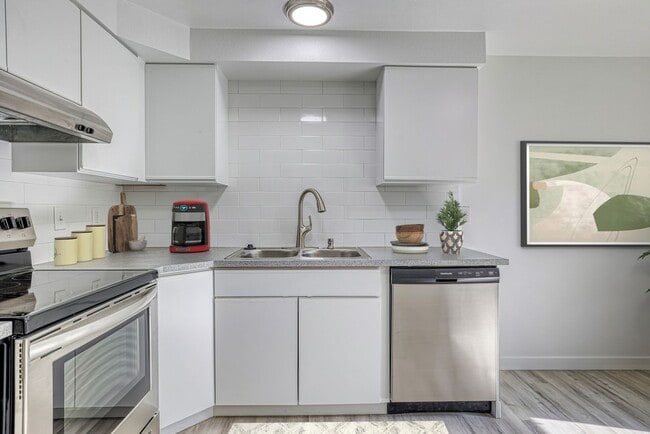 Interior Photo - The Pines