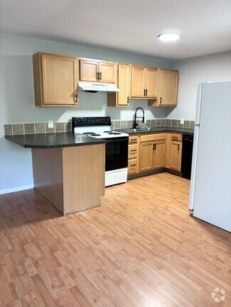 Building Photo - 316 E Brookside St