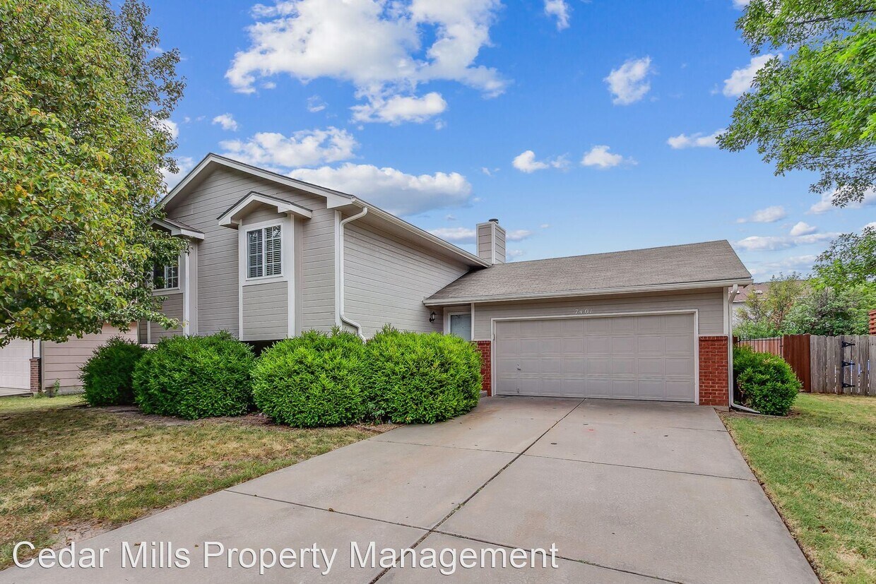 3 br, 3 bath House 7401 E. Brookview Cir House for Rent in Wichita