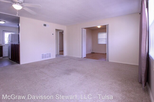 Building Photo - 2 br, 1 bath House - 3806 S Rockford Ave, ...