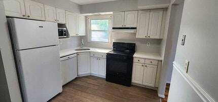 Building Photo - 700 Haven Pl