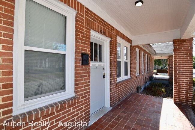 Building Photo - 2 br, 1 bath House - 1550 Whitney Street