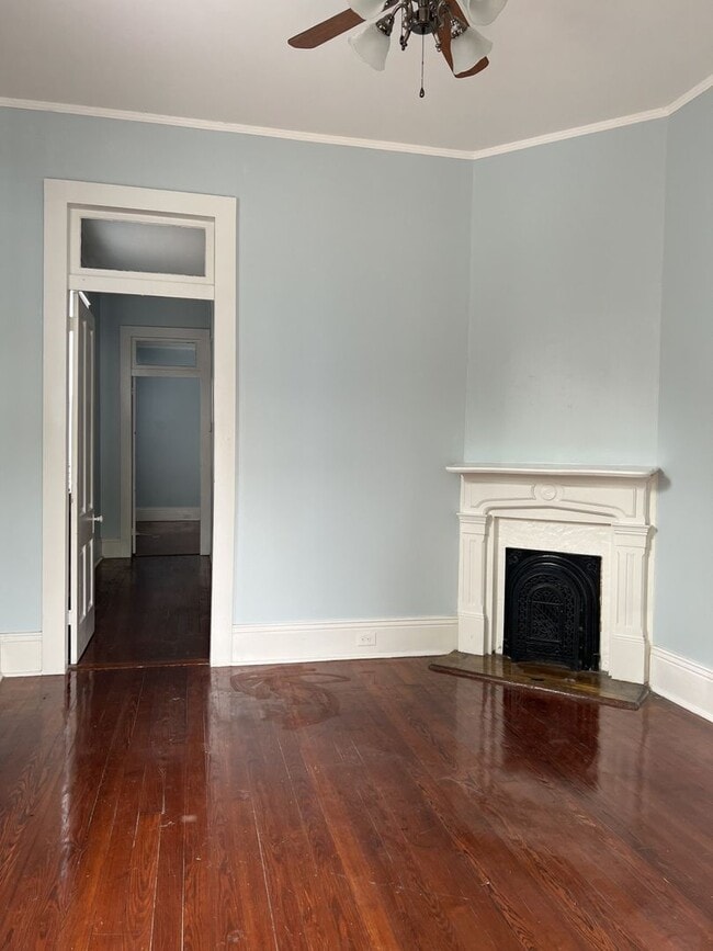 Foto del edificio - Charming Shot Gun with beautifully renovat...