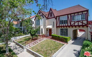 Foto del edificio - 342 N Orange Dr