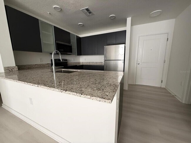 Building Photo - 5579 Pga Blvd