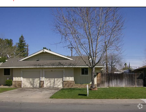 Building Photo - 7320 Canelo Hills Dr
