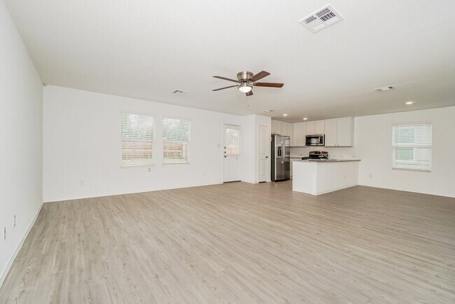 Building Photo - 14727 Brandy Brk