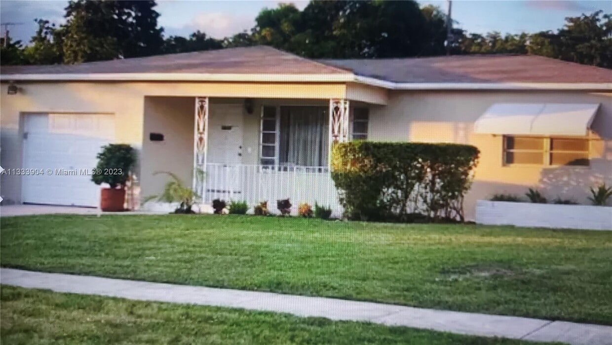 5637 Jefferson St, Hollywood, FL 33023 House Rental in Hollywood, FL