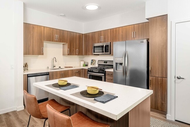 Foto del edificio - 3630 Westminster Ave