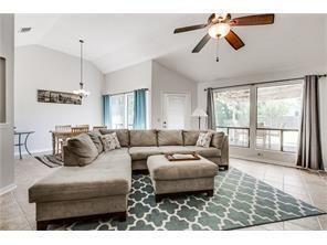 Building Photo - 910 Deer Grove Dr