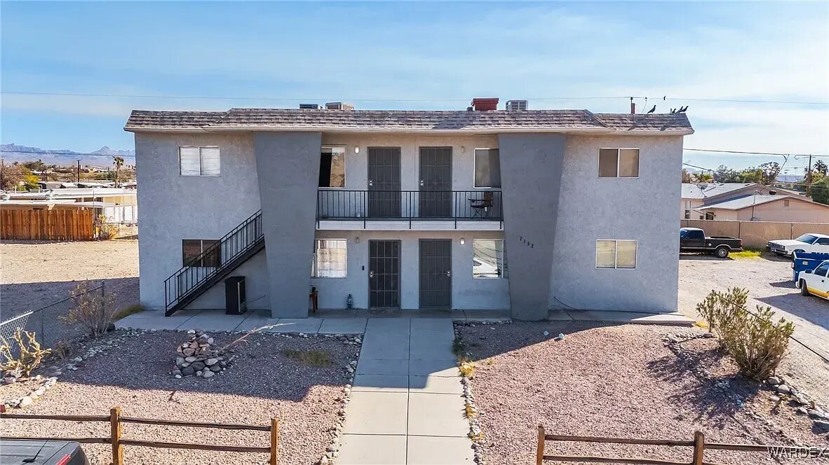 Foto principal - 2152 Riviera Blvd
