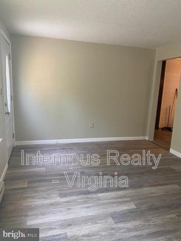 Building Photo - 5317 Apple Blossom Ln