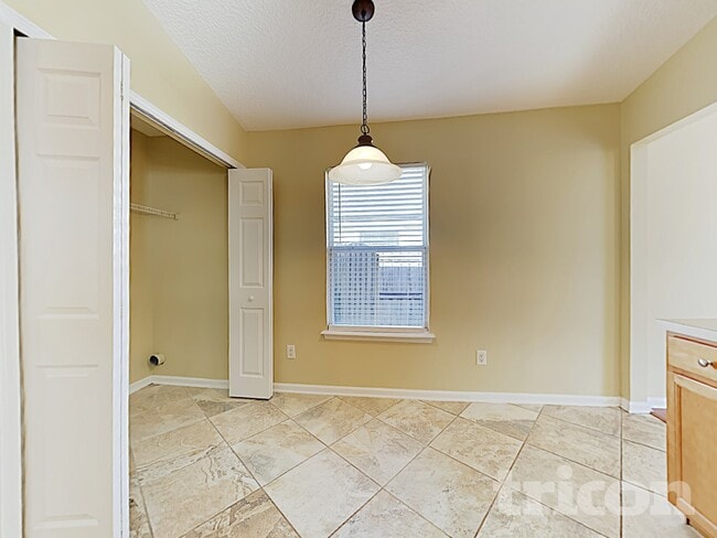 Foto del edificio - 1043 Moosehead Dr