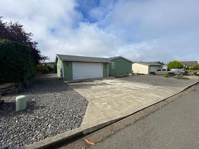 Foto del edificio - COMING SOON! NOW TAKING APPLICATIONS! An Outdoor Entertainer's Dream on the Majestic Oregon Coast!